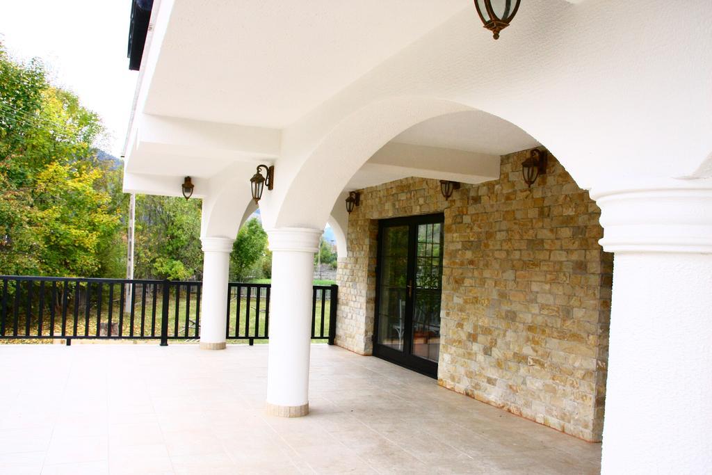 Luisenthal Conac Vila Fundu Moldovei Exterior foto